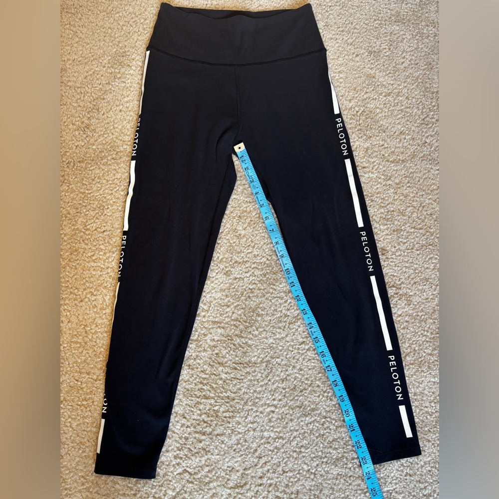 Peloton Black Performance Mid-Rise Leggings - Picture 2 of 4